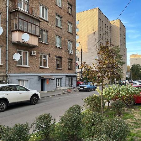 Fox Hostel Киев Экстерьер фото
