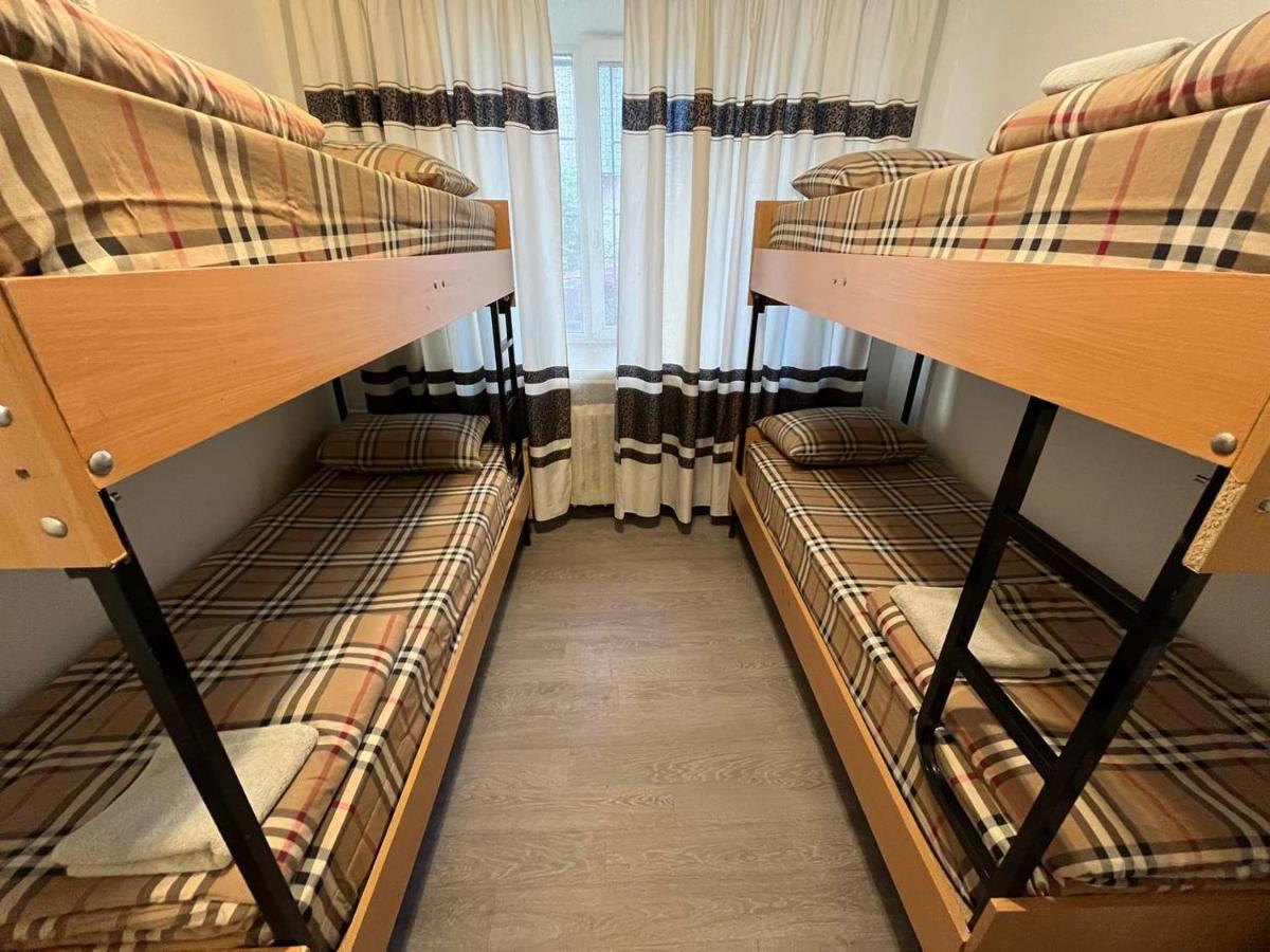 Fox Hostel Киев Экстерьер фото