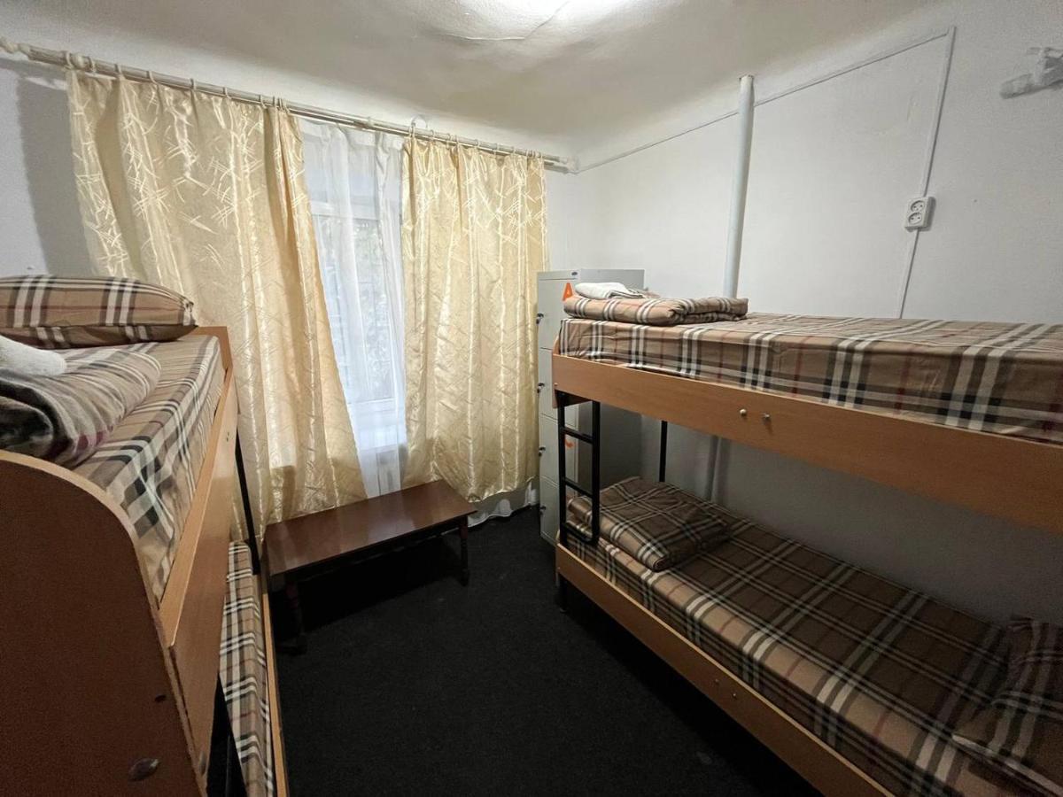Fox Hostel Киев Экстерьер фото